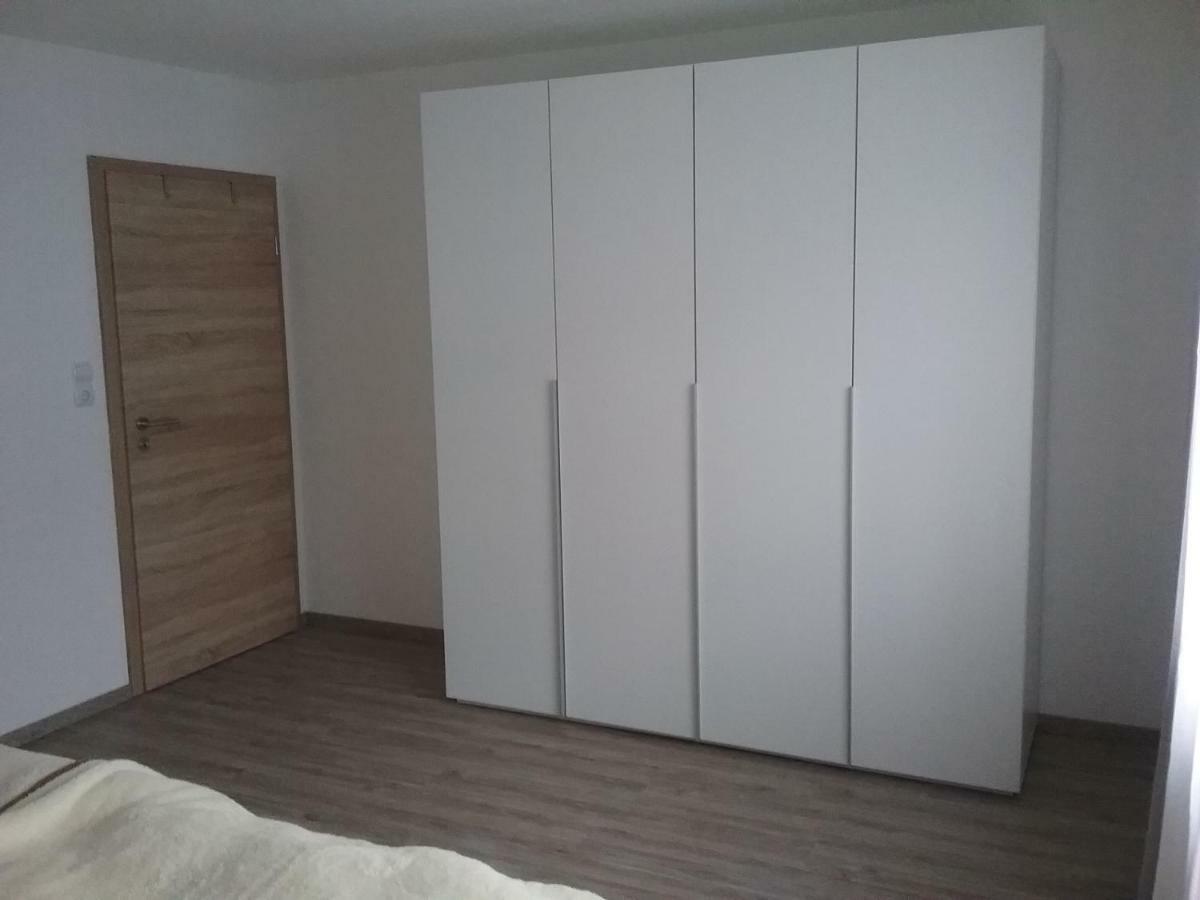 Ferienwohnung S-Bahn Naehe Schwaikheim Eksteriør billede